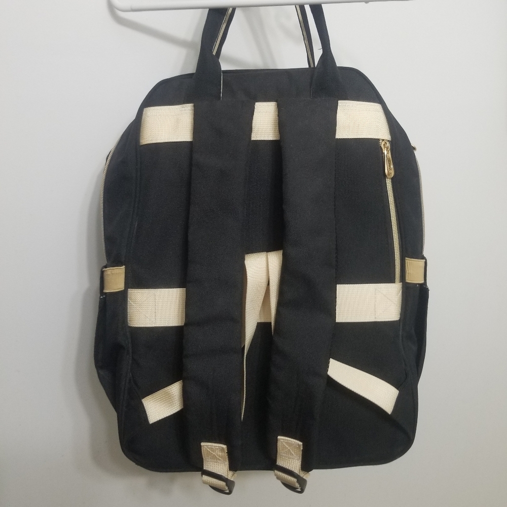 VGUC intricate laptop-friendly backpack w matching lunchbag - Picture 10 of 13
